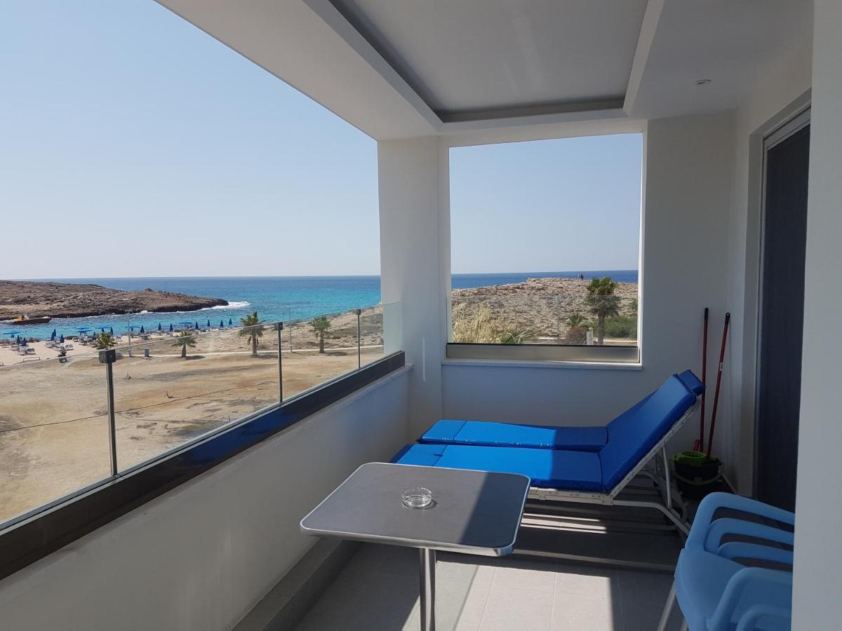 Christopher'S Sandy Beach Suites Ayia Napa Exterior photo