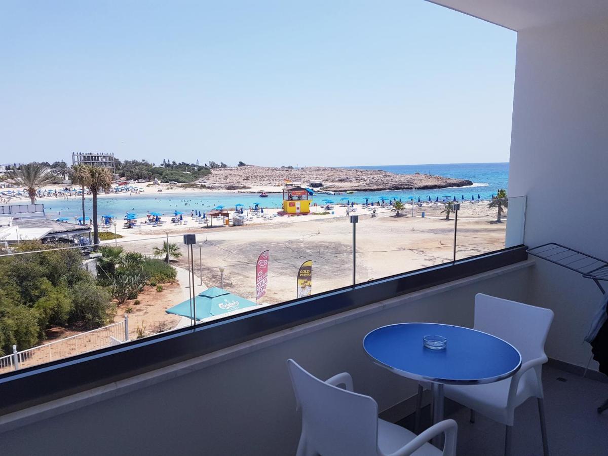 Christopher'S Sandy Beach Suites Ayia Napa Exterior photo