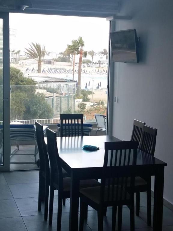 Christopher'S Sandy Beach Suites Ayia Napa Exterior photo