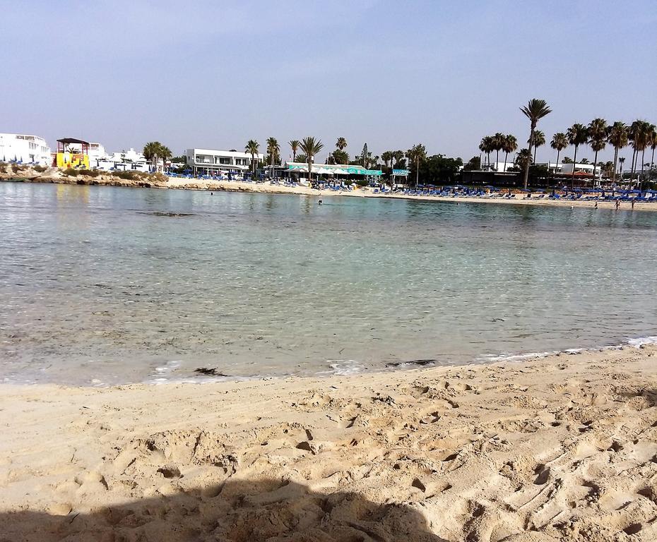 Christopher'S Sandy Beach Suites Ayia Napa Exterior photo