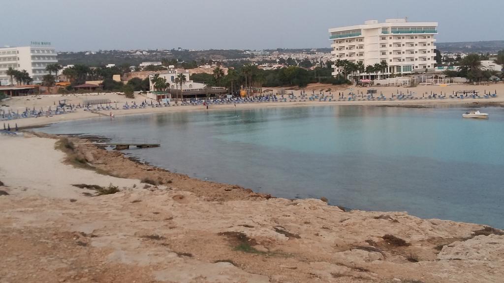 Christopher'S Sandy Beach Suites Ayia Napa Exterior photo