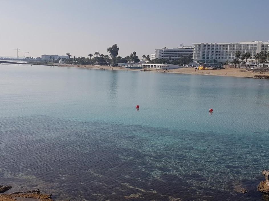 Christopher'S Sandy Beach Suites Ayia Napa Exterior photo